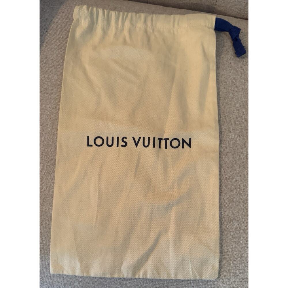 Authentic Louis Vuitton Drawstring โ9x15.5โ ( WxH) Beige Dust Bag
